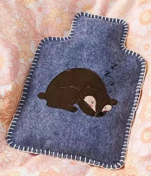 旧毛巾这样改造最实在,1分钟就改出实用新东西!