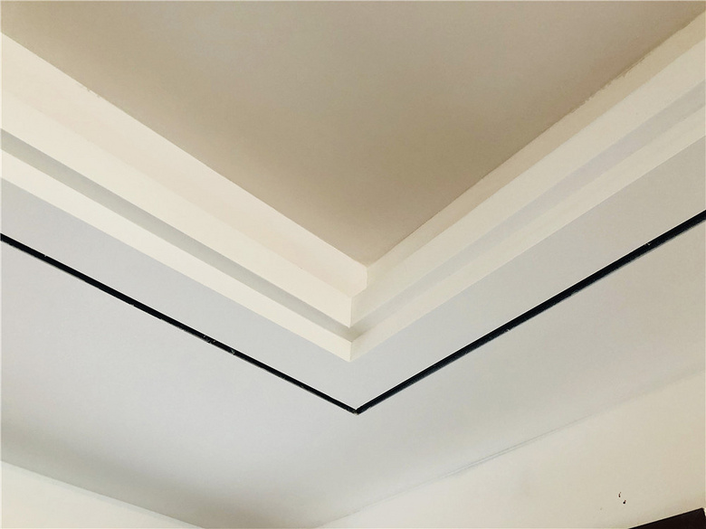 ȫ����ʵ��������ɫ�ܼҷ��񡱹���Ѳ��С���߽��ڴ������Ϻ�