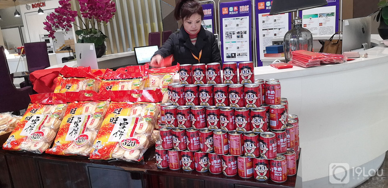 15��Ĵ��ڼ��ں����ǿ�������