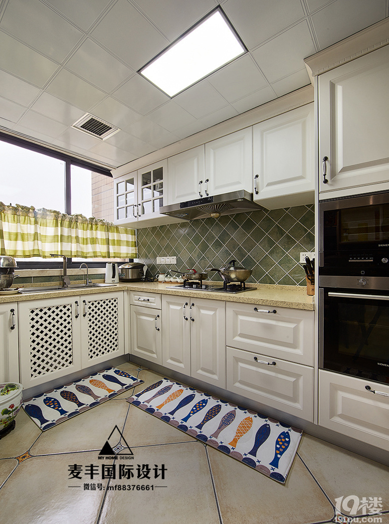 �� Ī�Ρ������� ��200�O��ƽ����죬������ʽ���ţ�������ɫ��