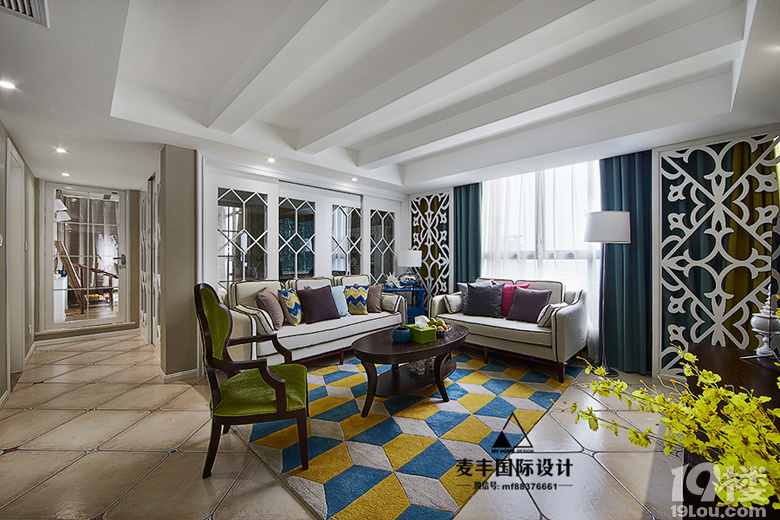 �� Ī�Ρ������� ��200�O��ƽ����죬������ʽ���ţ�������ɫ��