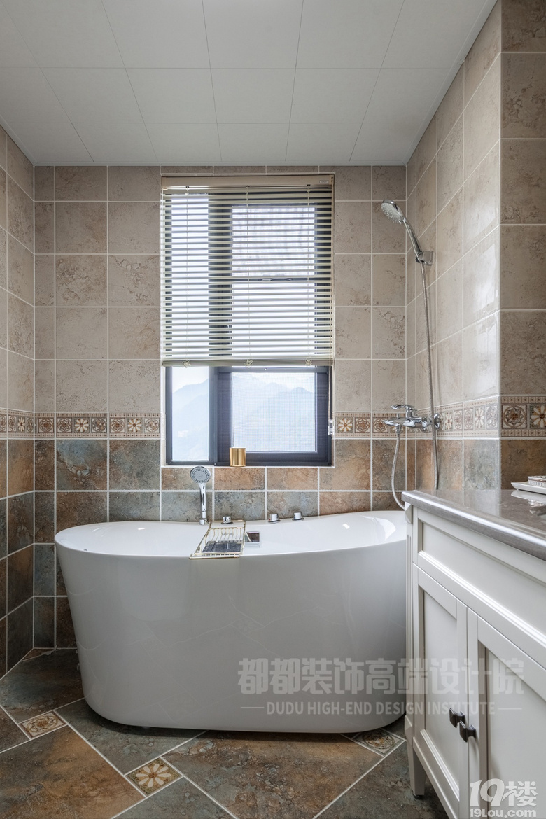 ������װ����Ʒ���°��ø� С����120�O