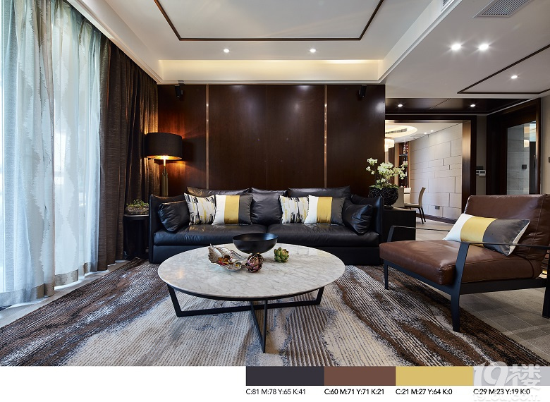 �� �������� ��198�O��ƽ������ʽ��ƣ���Բ֮�䣬ֻ��Ѱ��