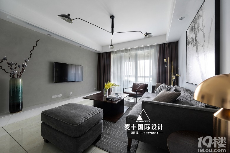 �� ī ��82�O�ִ���ƣ��������ʵĻ�ɫ����ס�ռ䣬��������