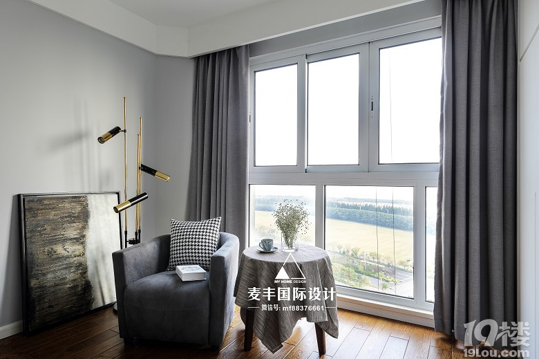 �� ī ��82�O�ִ���ƣ��������ʵĻ�ɫ����ס�ռ䣬��������