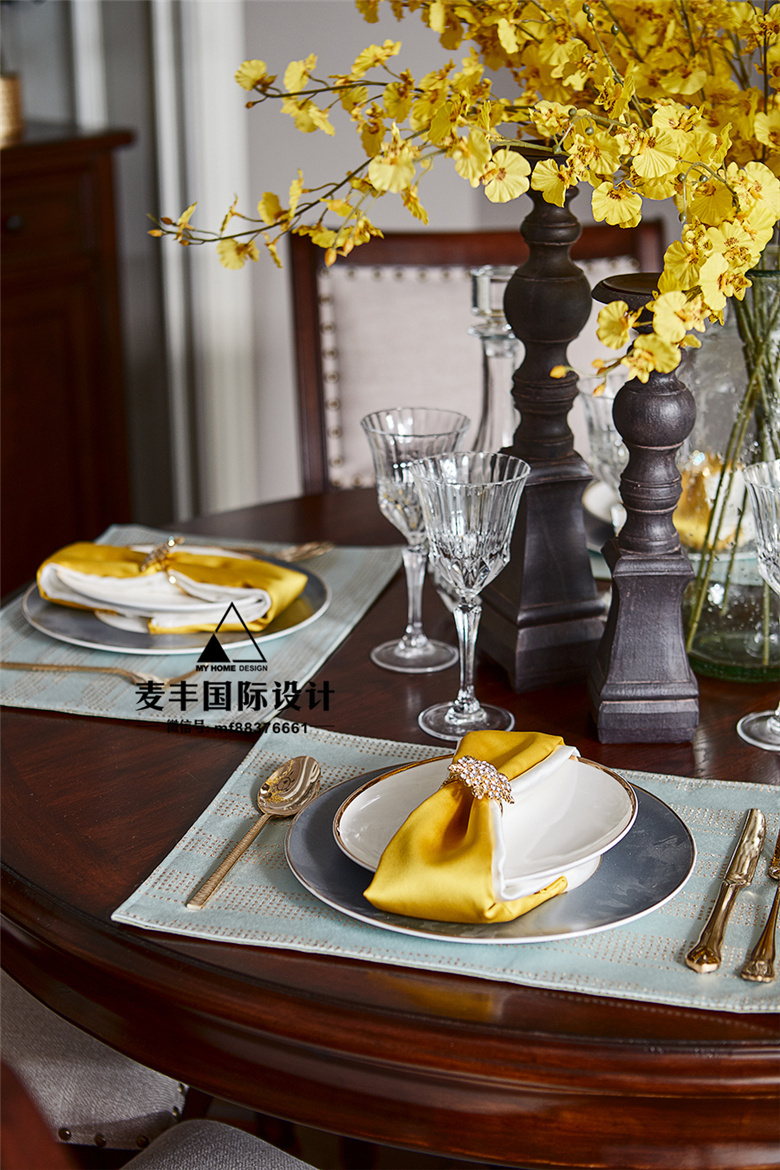 �� ��Ӱ���� ��155�O���������ɫ��ײ�����Գ�Ũ���Ĺ������