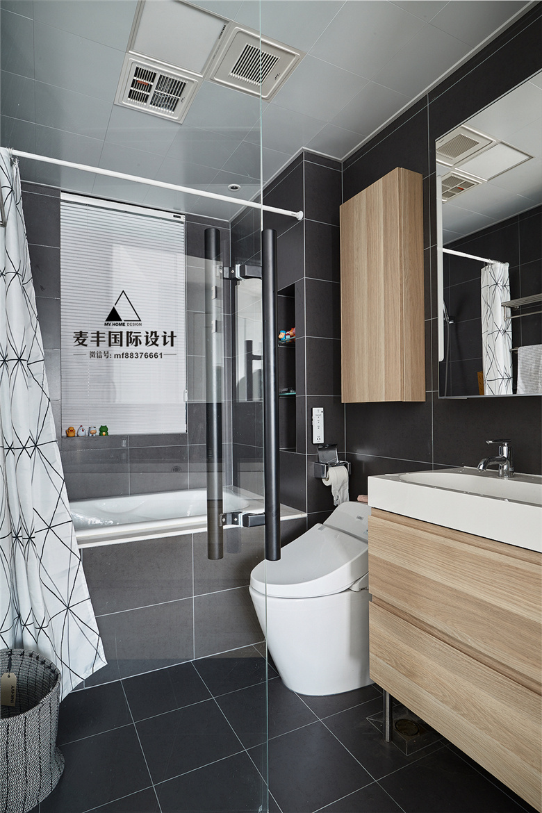 �� ������� ��100�O��ŷ��ƣ��Ͳ�һ�ߣ����ӿռ��