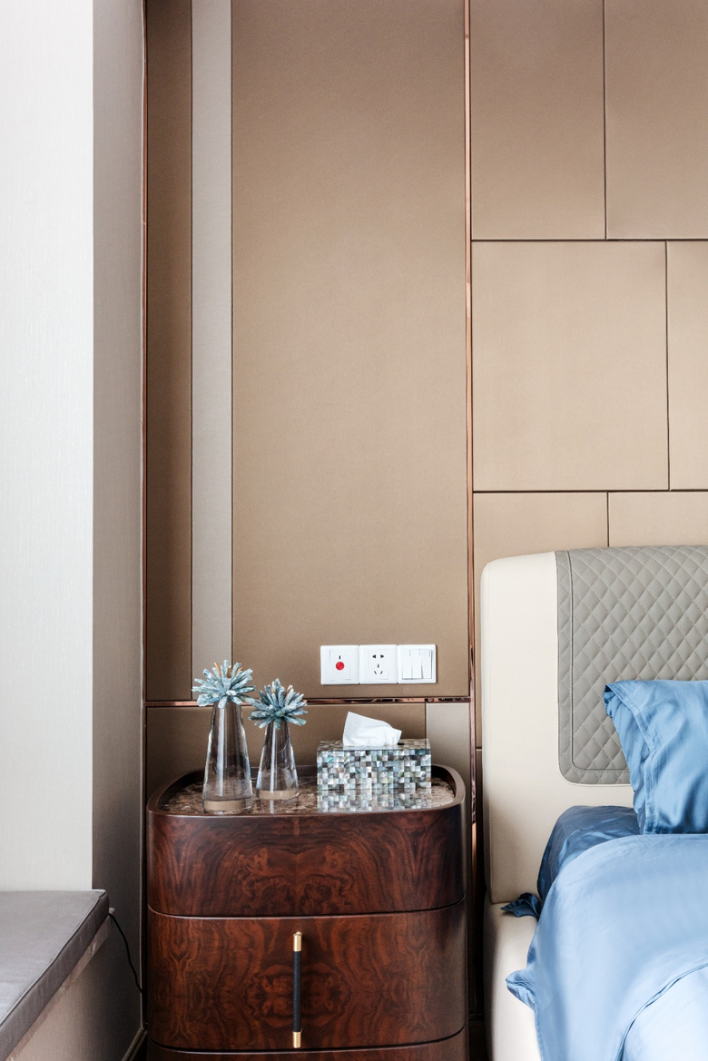 ��ʥ��װ�Ρ�������ʽ���ݡ��������븮141��