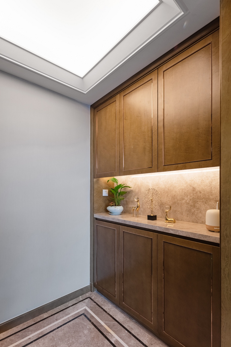 ��ʥ��װ�Ρ�������ʽ���ݡ��������븮141��