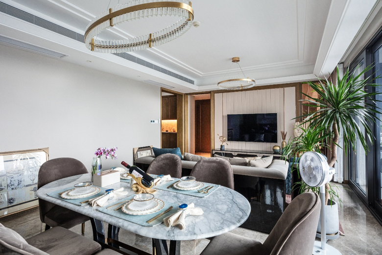 ��ʥ��װ�Ρ�������ʽ���ݡ��������븮141��