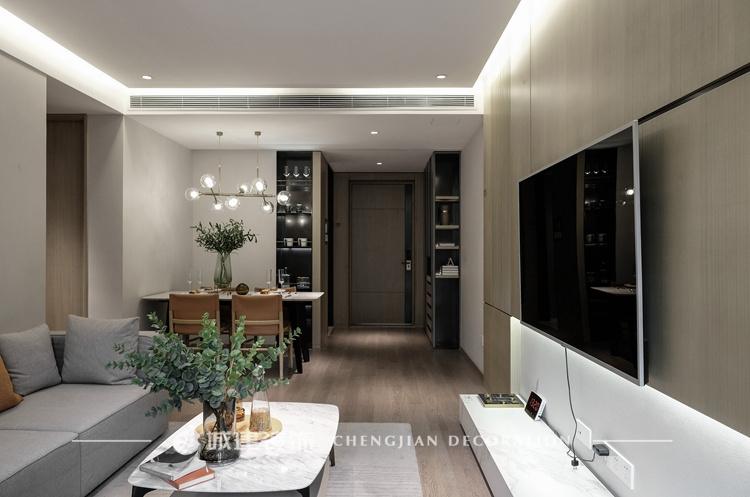 �ǽ���Ʒ   ����������107�O�ִ�С��