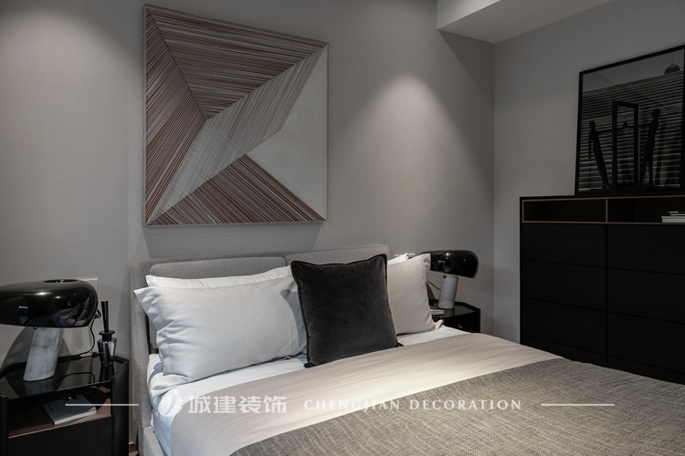 �ǽ���Ʒ   ����������107�O�ִ�С��