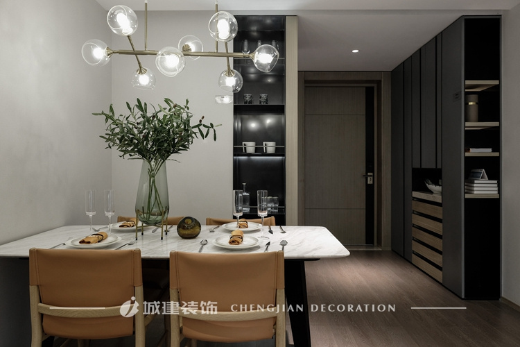 �ǽ���Ʒ   ����������107�O�ִ�С��