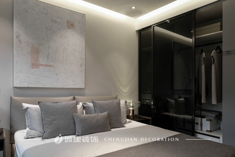 �ǽ���Ʒ   ����������107�O�ִ�С��