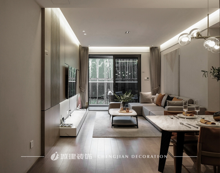 �ǽ���Ʒ   ����������107�O�ִ�С��