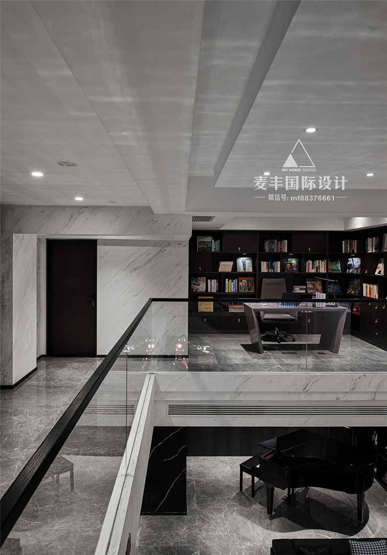 MHOO�������Ұ����������еĳ���Ӣ�� 350�O��ʽ����ʽ��