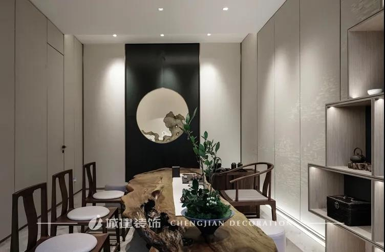 ��һ�ַ��Դ�ԶԶ�����ѧ�ľ���