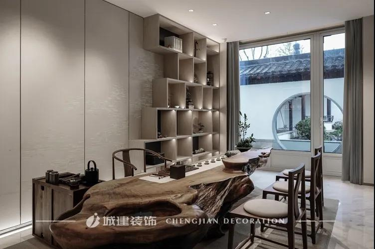 ��һ�ַ��Դ�ԶԶ�����ѧ�ľ���