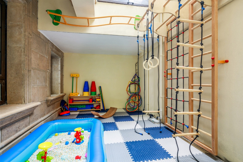 五口之家的340㎡,打造一个成长游乐园