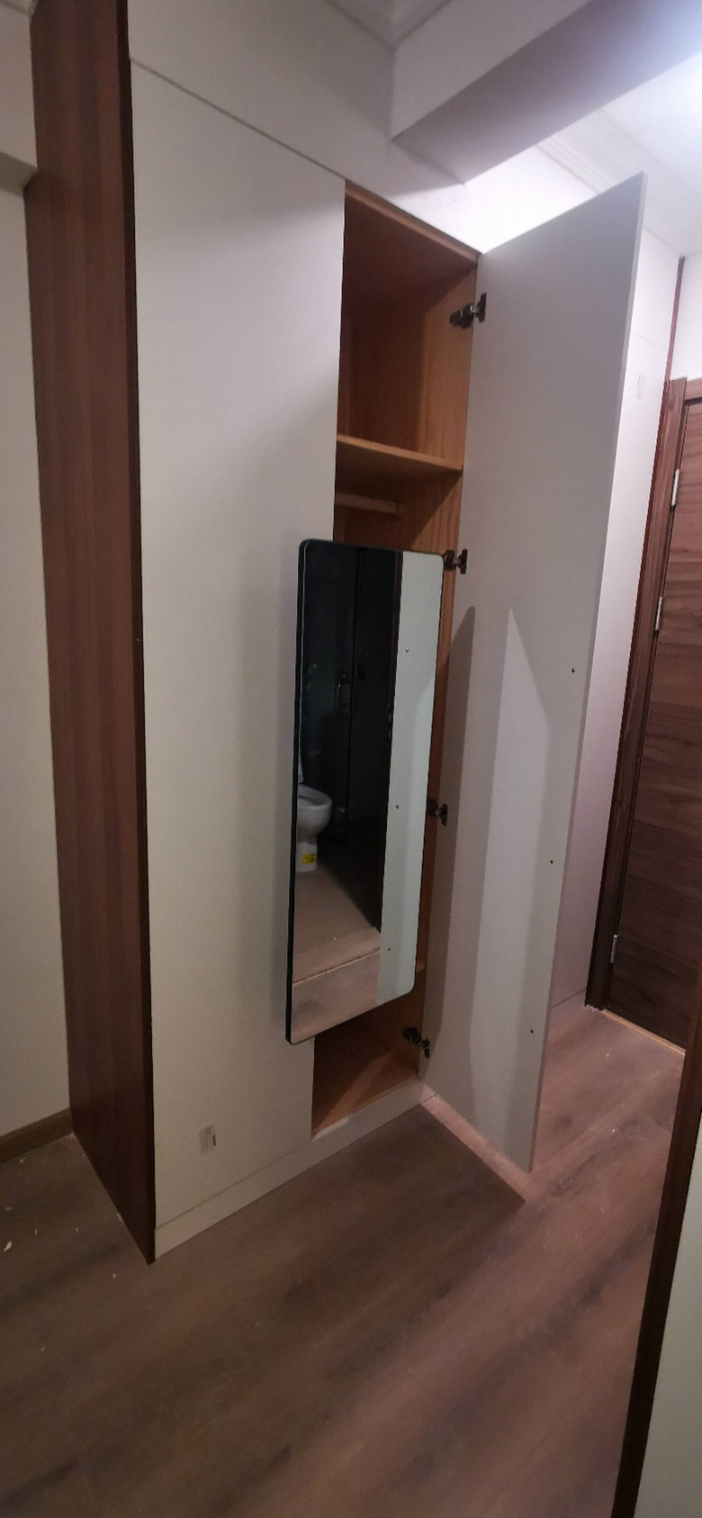 晒一波装修中最满意的全屋原木衣柜定制