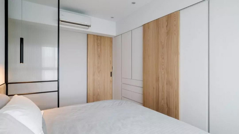 ���װ�޻������¹����ڳ����С���ǽ��װ�³���ʵ���ֲ�ռ�ռ�