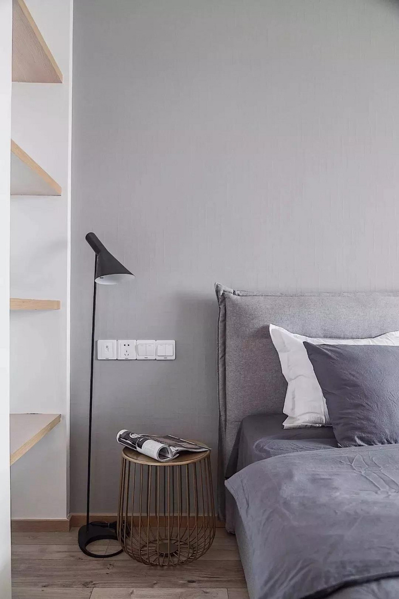 �ǵ�ǽ��Ҳ��Ź����·�װ��ע����Щϸ�ڣ�����Ҹ��е��Σ�