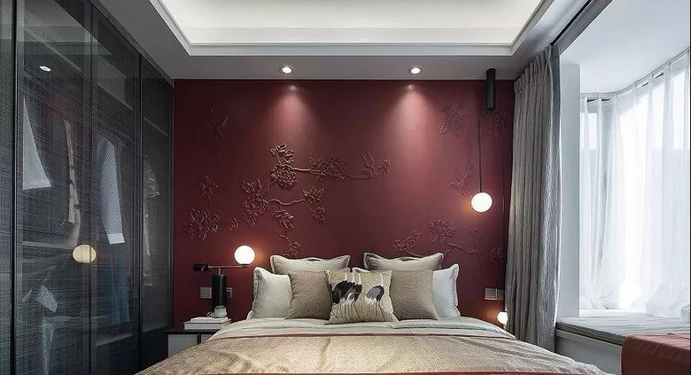 ���װ�޻������¹����ڳ����С���ǽ��װ�³���ʵ���ֲ�ռ�ռ�