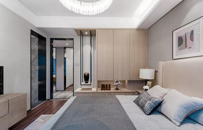 ���װ�޻������¹����ڳ����С���ǽ��װ�³���ʵ���ֲ�ռ�ռ�