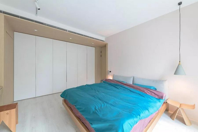 ���װ�޻������¹����ڳ����С���ǽ��װ�³���ʵ���ֲ�ռ�ռ�