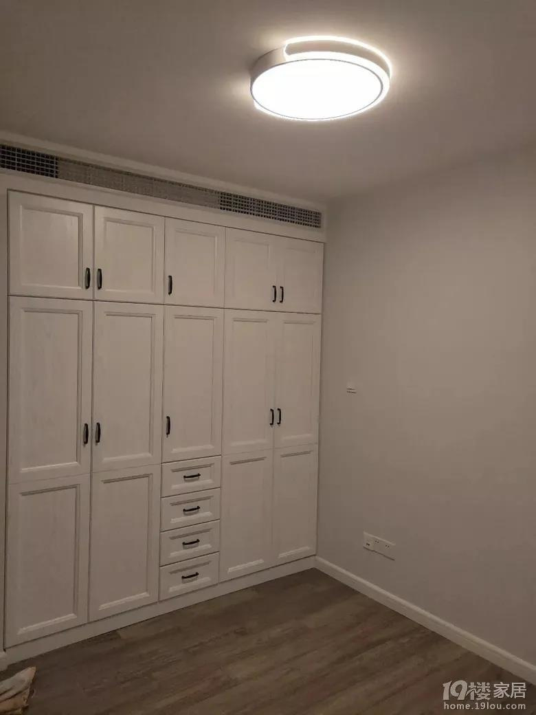 ���칫Ԣ����  ס��������ٷ��ԣ�һ�����ʵļ�Ӧ����ʲô���ӣ�