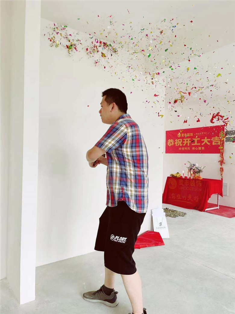 ������������4-*-*01