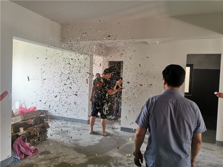 ����������ҵ��԰15-*-*01