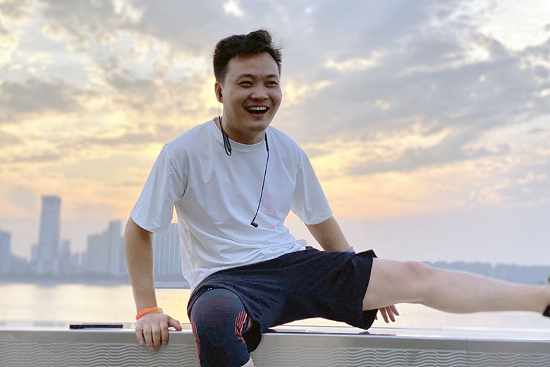 ��ȼ������ȫԱ������׷���ߡ���2021���������װ��ӫ��ҹ�ܻ���