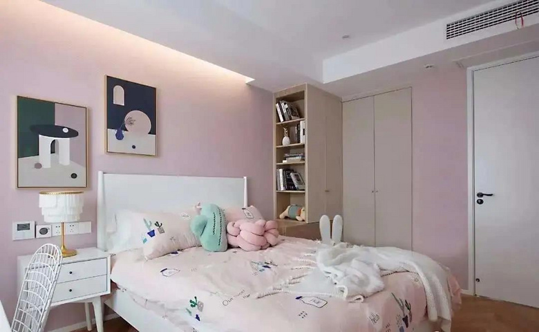 衣柜位置选对了,不仅节省空间,还能提升卧室颜值~