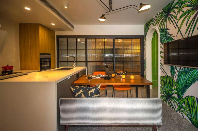 你家厨房不要那么落伍啦!橱柜流行这样设计,颜值高又实用