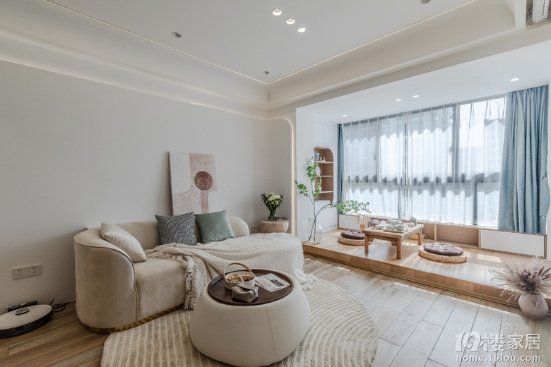 客餐厅阳台打通弧形设计一眼就爱上