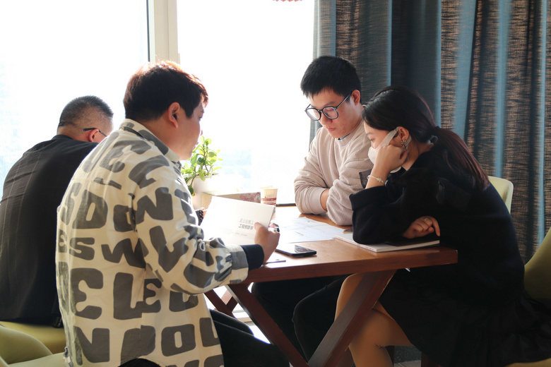 ����Ѷ������װ�μ��š������������������˳����չ