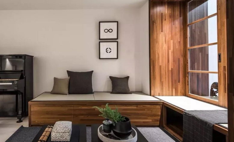 �ձ�����ΰ�סլ�����˼��£���������Щ���˵�ϸ�ڣ�