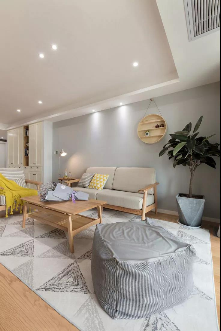 �ձ�����ΰ�סլ�����˼��£���������Щ���˵�ϸ�ڣ�