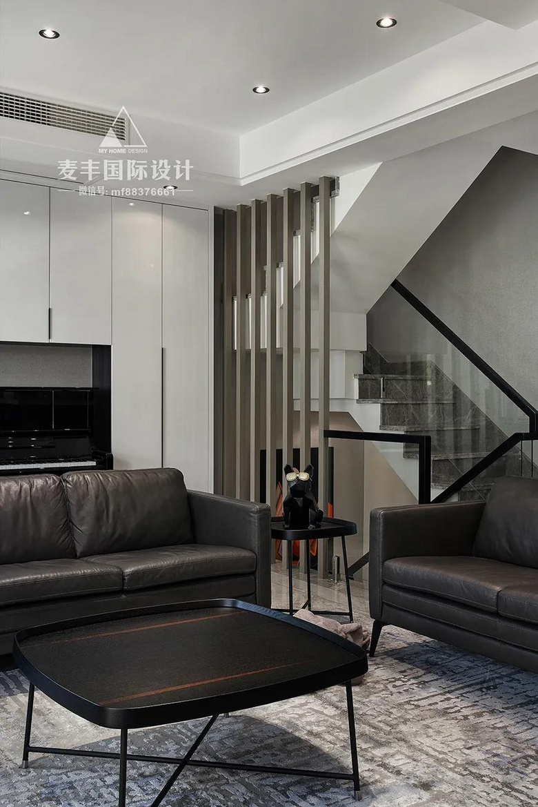 ���������ҡ����� 132��ֻװ��ë�����ӣ�