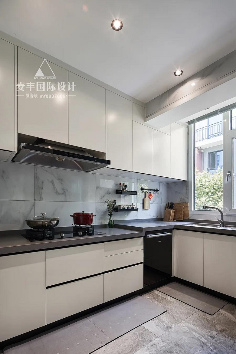 ���������ҡ����� 132��ֻװ��ë�����ӣ�