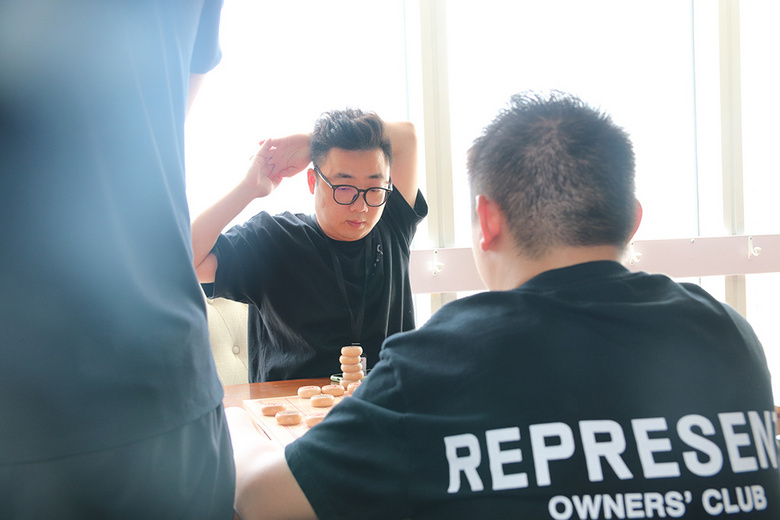 ���������ԡ�������������ŷ���Ժ���Ľ����մ�����������