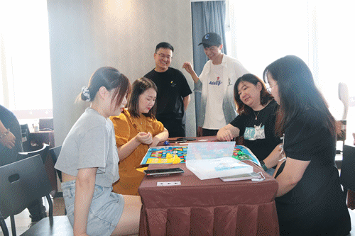 ���������ԡ�������������ŷ���Ժ���Ľ����մ�����������