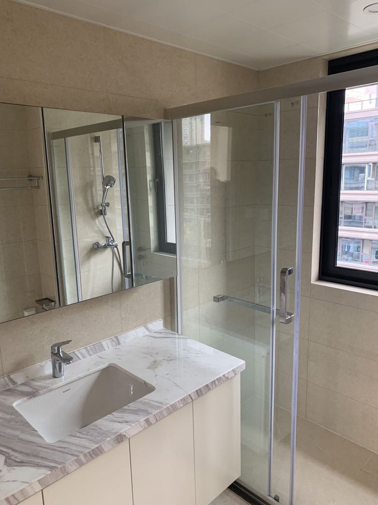 ����Խ������