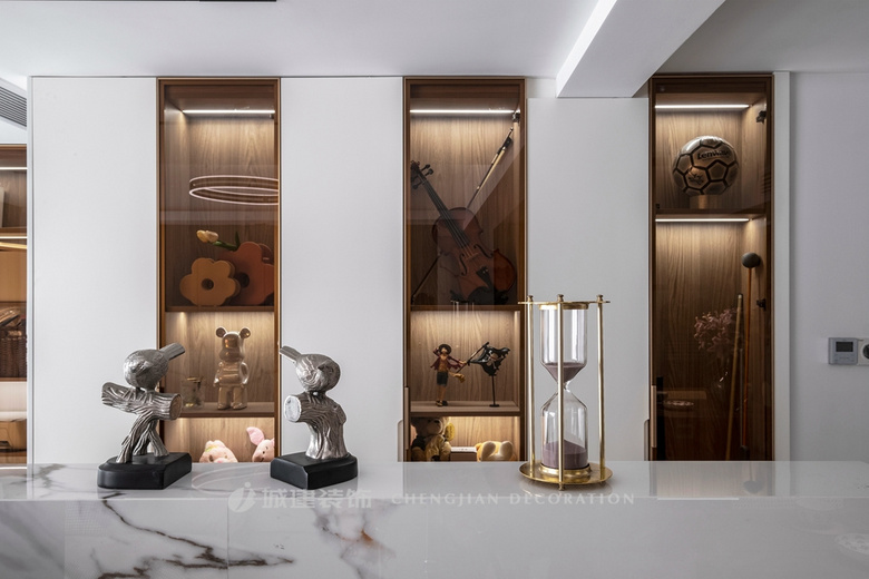 97�O���ͷ��������̿�ɫ��������������