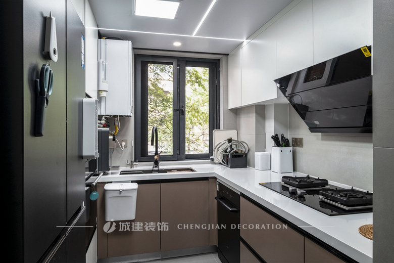 97�O���ͷ��������̿�ɫ��������������