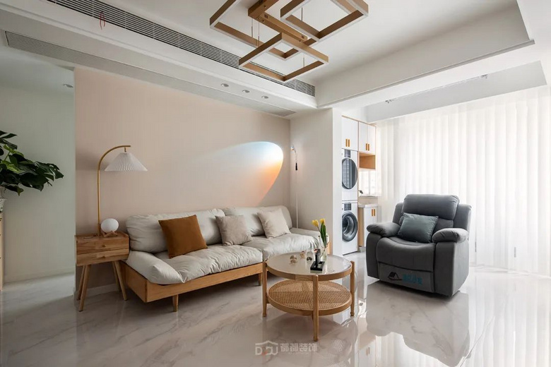 ������װ�ξ�Ʒ�����������ٸ� �ִ����� 120�O