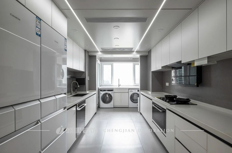 ���ó���������ƣ���������ʺ���һ��~