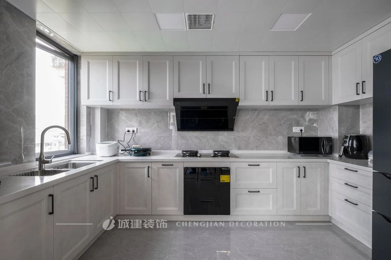 ���ó���������ƣ���������ʺ���һ��~