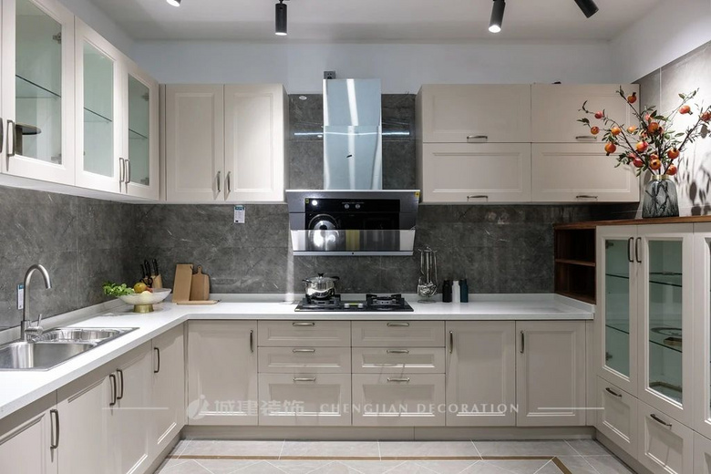 ���ó���������ƣ���������ʺ���һ��~